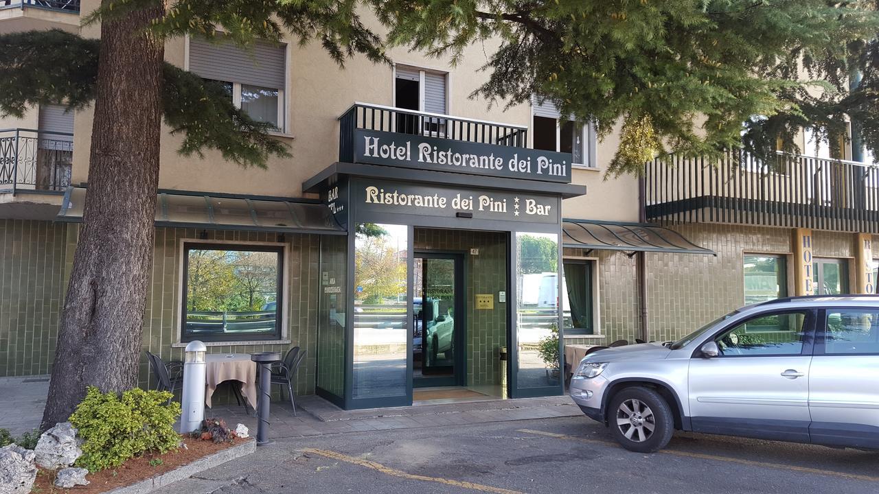 Hotel Dei Pini Medolago Exterior foto